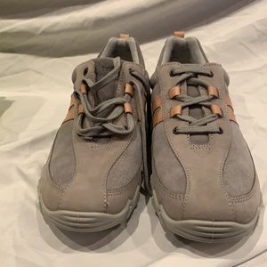 Hotter Pebble Gray Suede NuBuck Sneakers NWT